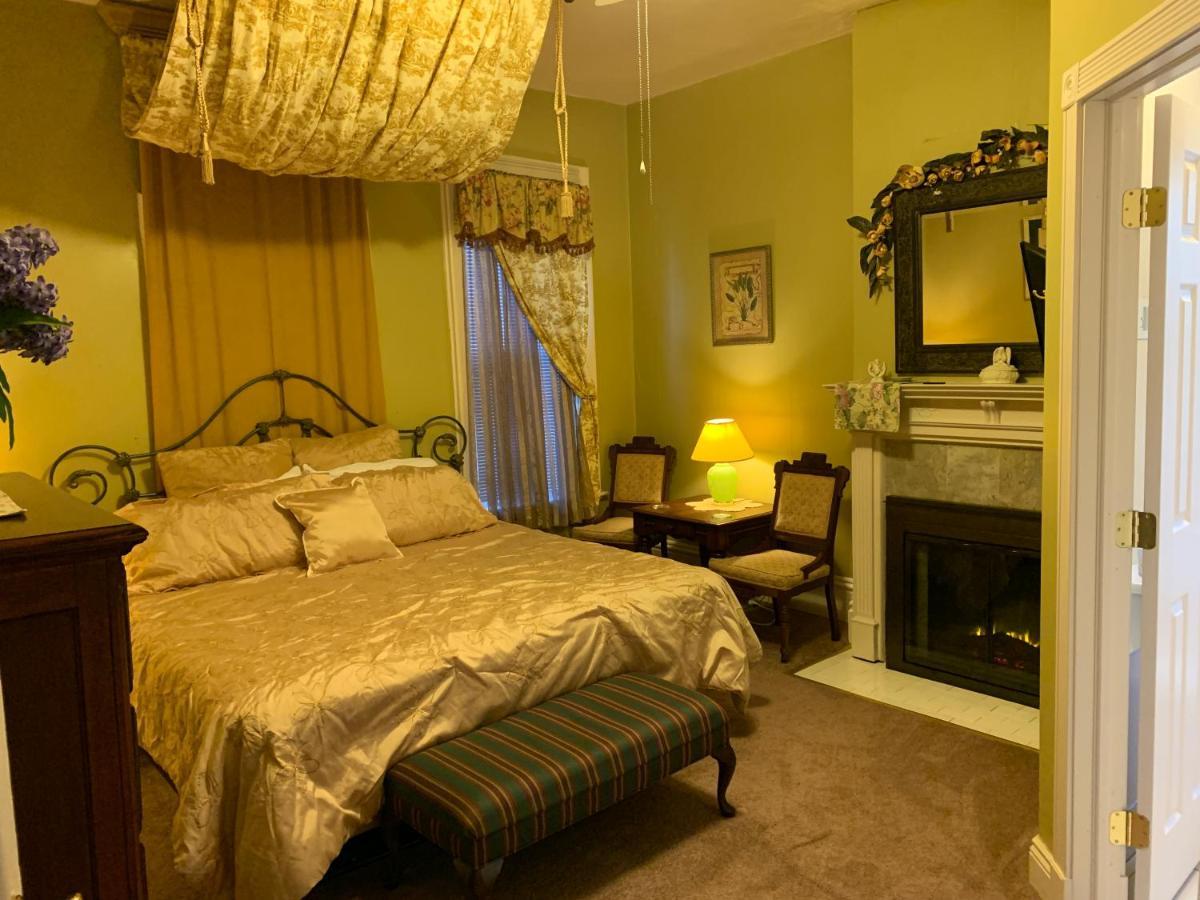 Bayberry House Bed And Breakfast 스튜번빌 외부 사진